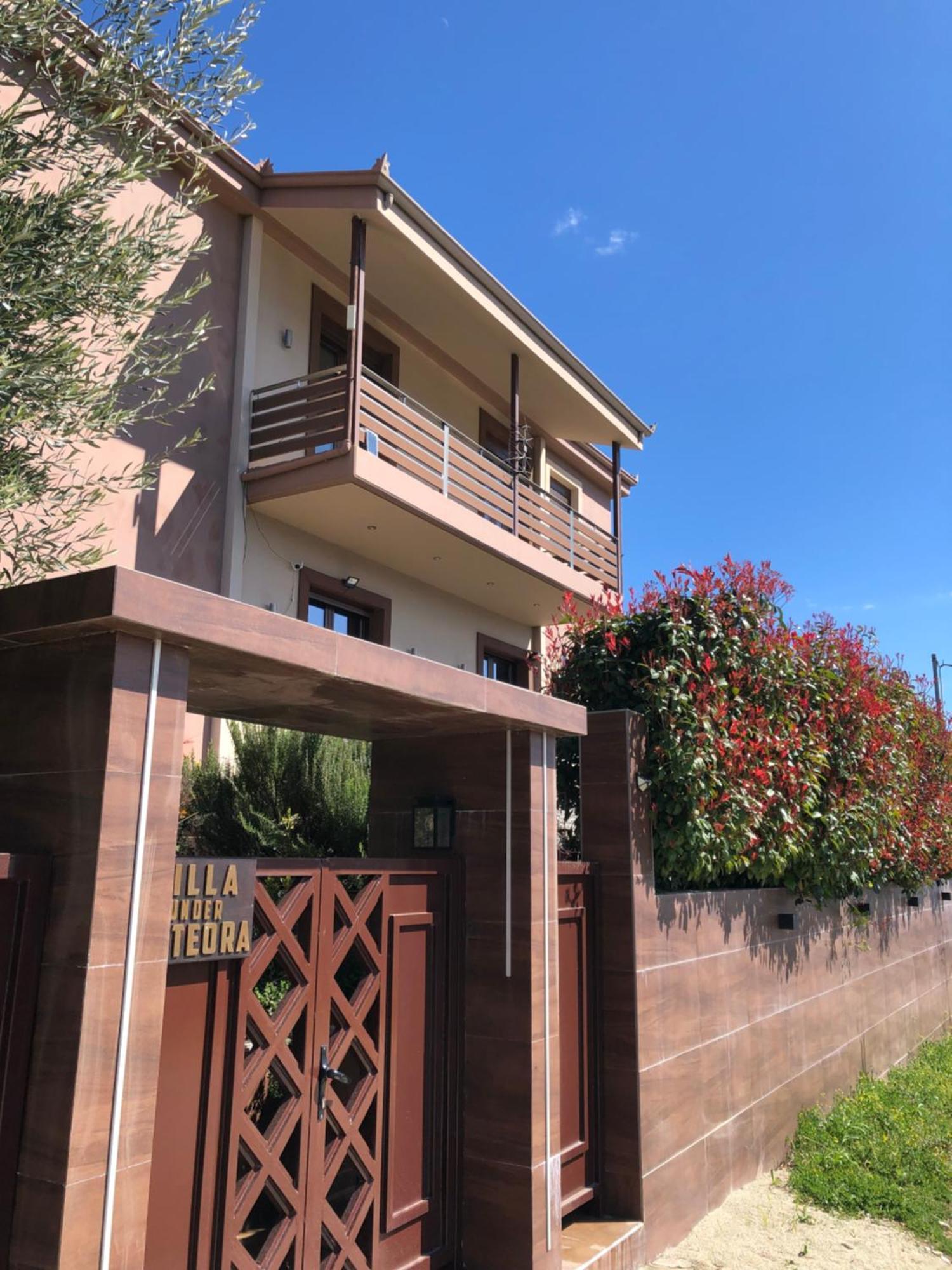 Villa Under Meteora Kalambaka Bagian luar foto