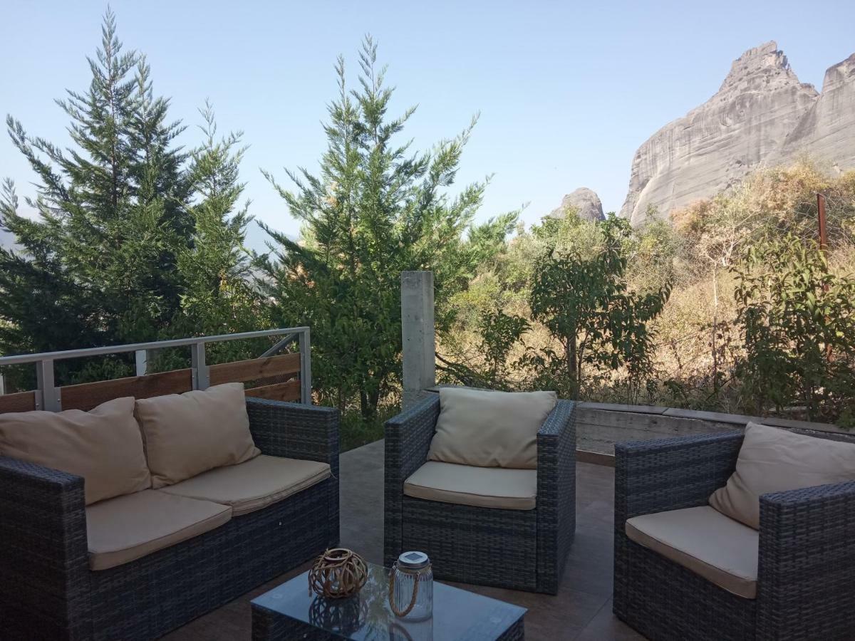 Villa Under Meteora Kalambaka Bagian luar foto